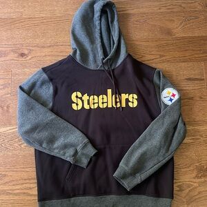Pittsburgh Steelers Pullover Hoodie.